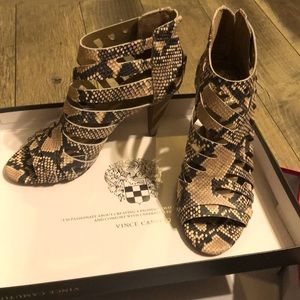 Vince Camuto heals size 7 1/2